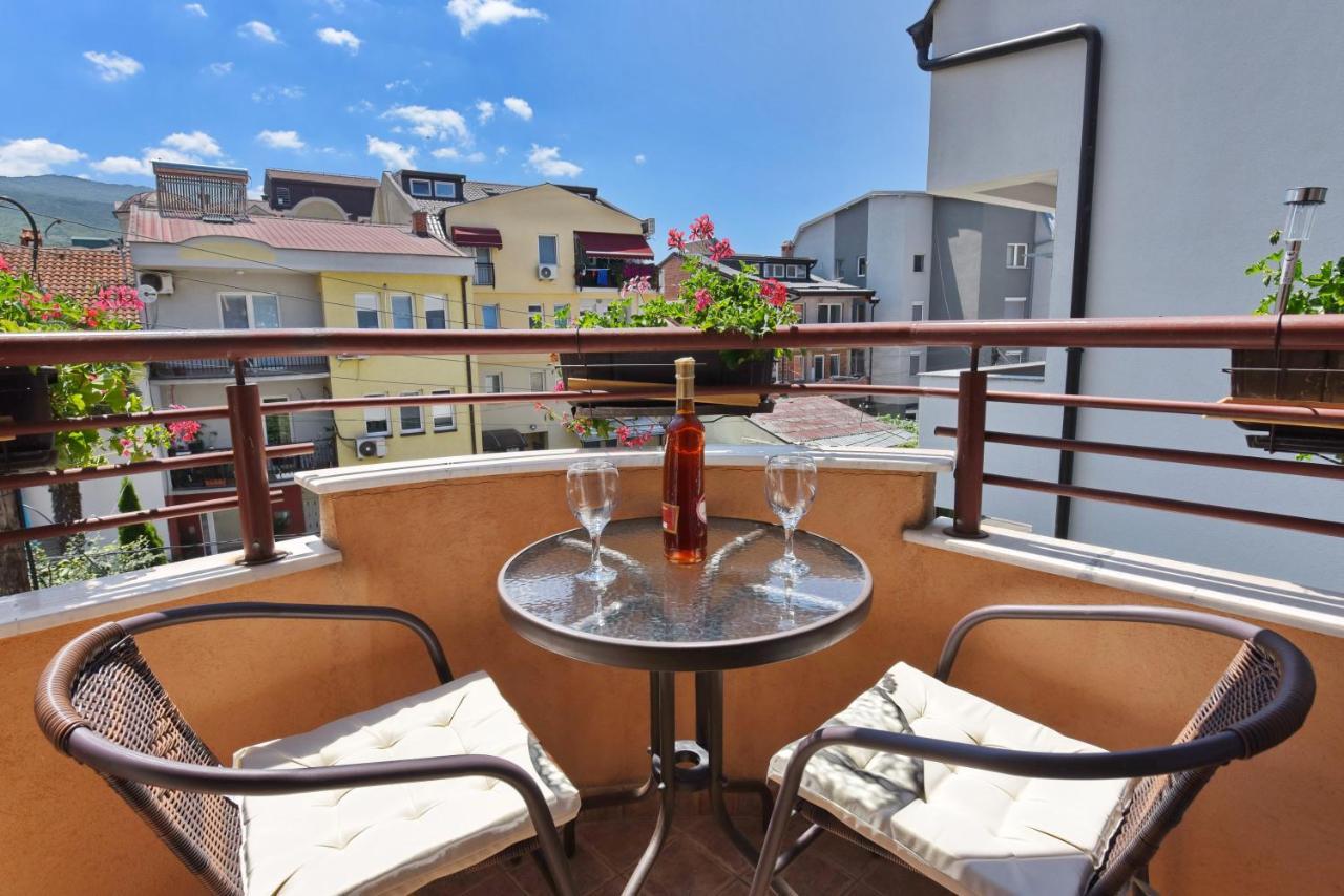Si Apartments Ohrid With Free Parking المظهر الخارجي الصورة